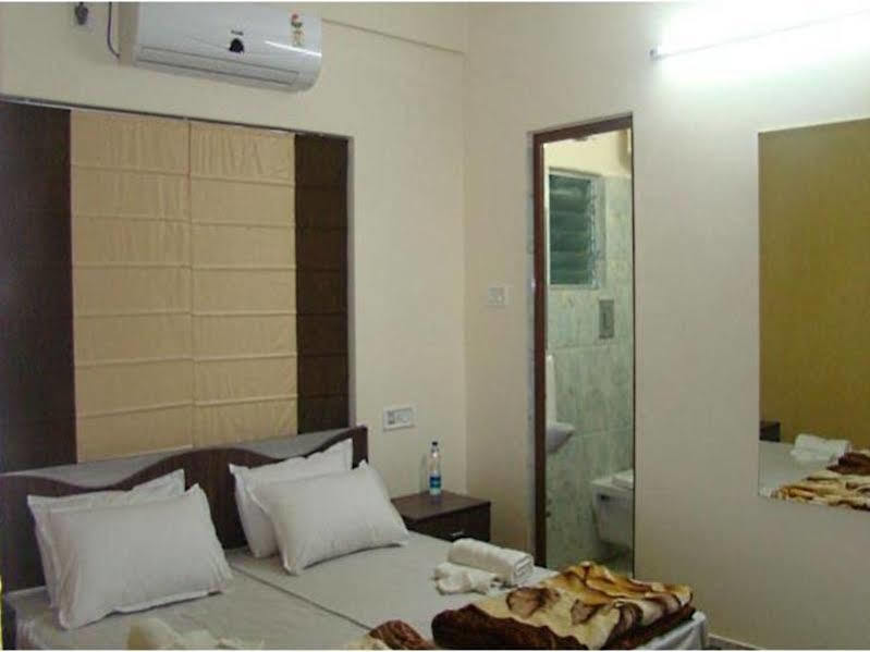 Collection O 2715 Bellanzo Hotel Kolkata Bagian luar foto